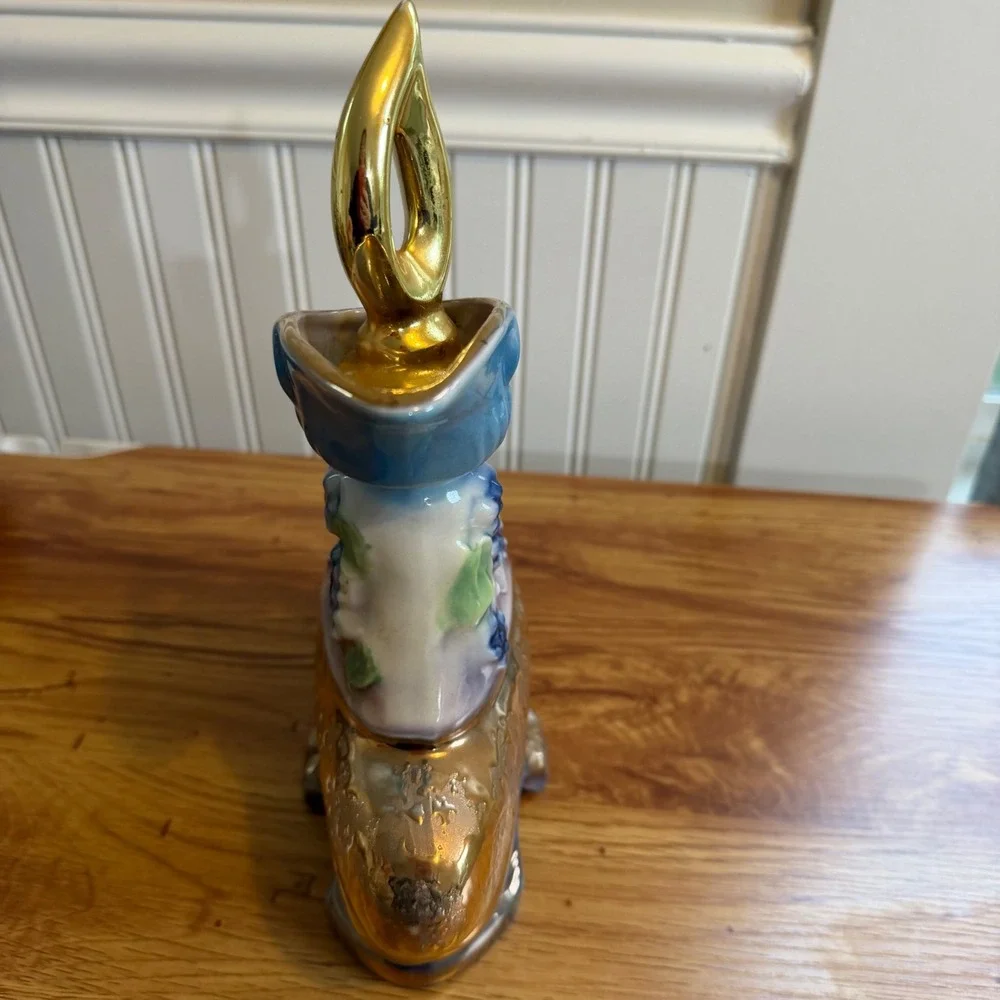 Vintage 1977 Ezra Brooks Ceramic Whiskey Decanter Japan Gold Grape Genie